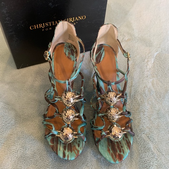 Christian Siriano Wedge Platforms - Picture 4 of 9